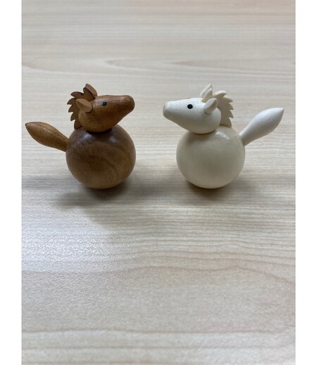 木製起き上がりこぼし（茶／干支）画像3